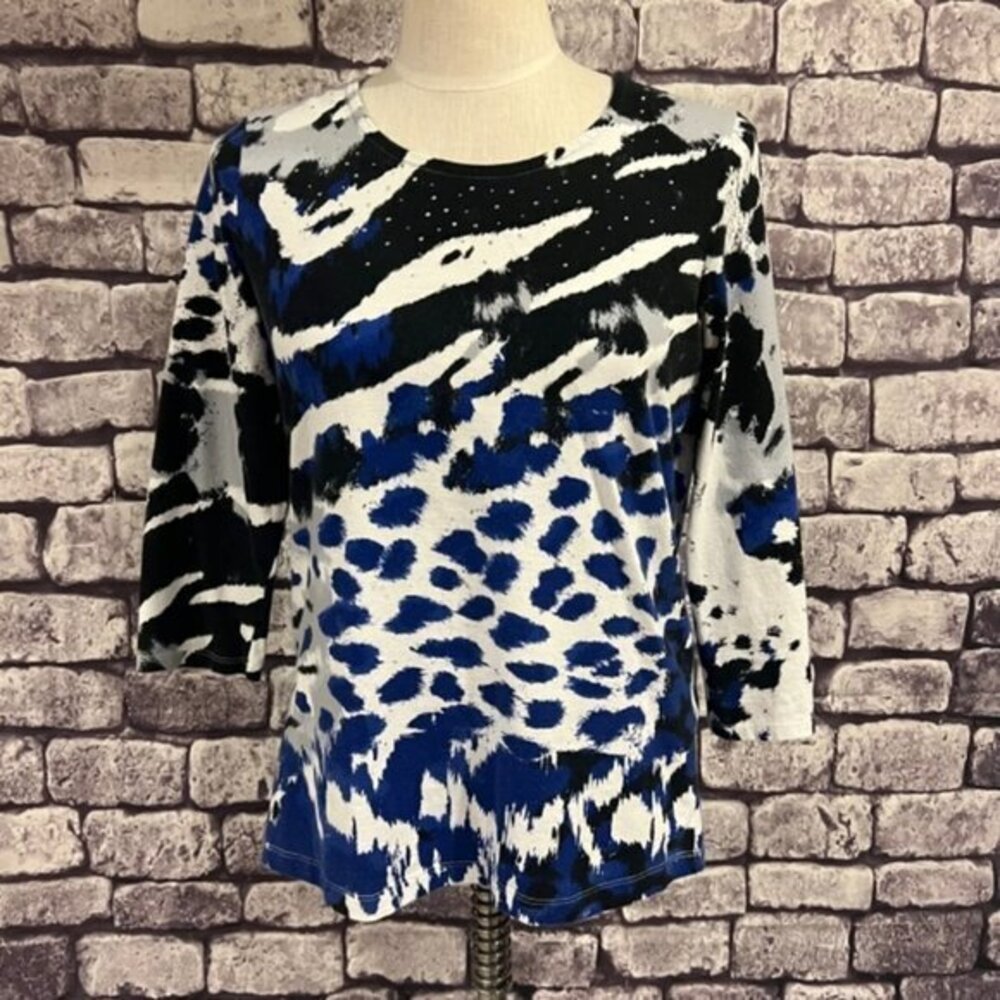 Chico's Zenergy 3/4 Sleeves Top W/ Decorative Studs Size Small